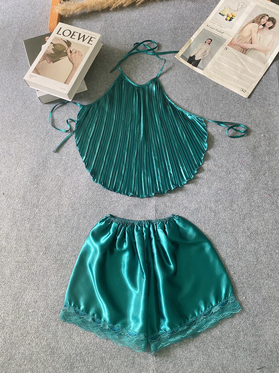 Sét bộ satin lụa cao cấp mặc nhà cực quyến rũ.