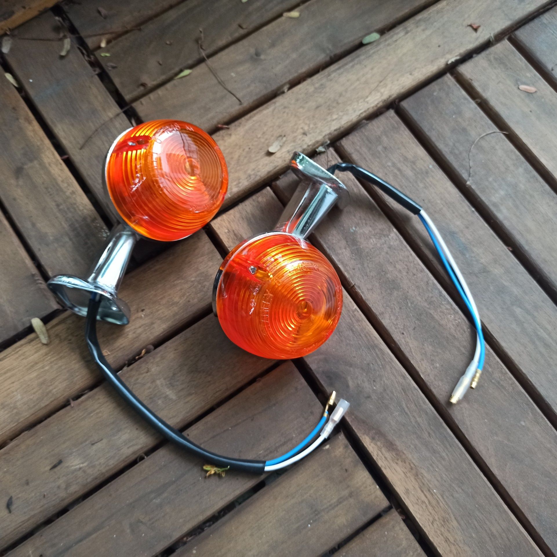 Bộ xi nhan xe honda cub 78 trước và sau