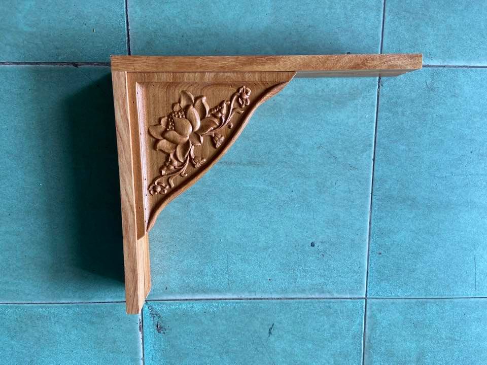 Bàn thờ treo tường chạm Hoa Sen 60CM - Gỗ Gõ Đỏ