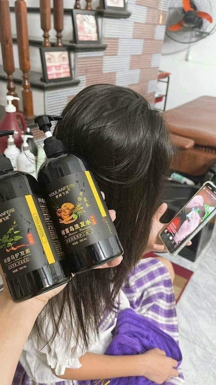 Dầu Hà Thủ Ô Linh Chi Chai 500ml (Gội, Xả)
