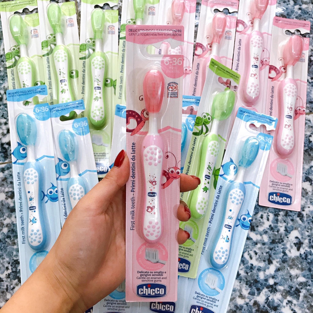 [CHÍNH HÃNG] Bàn chải đánh răng cho bé họa tiết đáng yêu Chicco