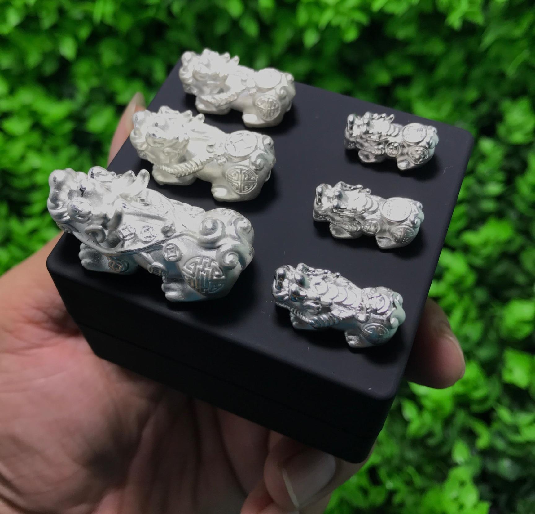 Tỳ hưu bạc mix vòng phong thủy size 2.2cm (mix với đá 10li)