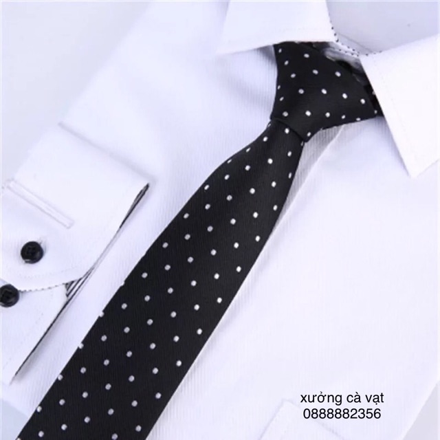 Cà Vạt Nam Đen Chấm Bi Bản Nhỏ 5Cm