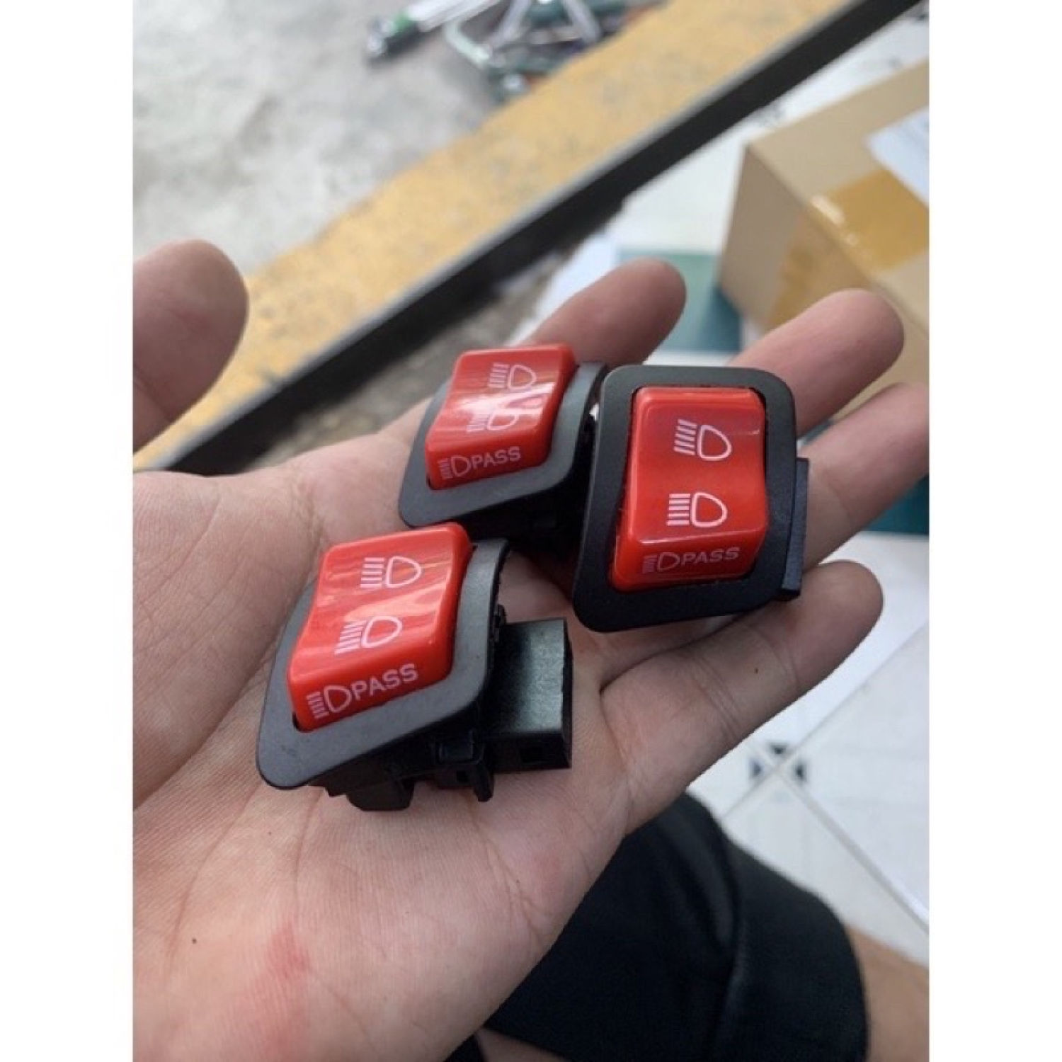 Nút Công Tắc Nút Đề-idling stop-passing Màu Đỏ