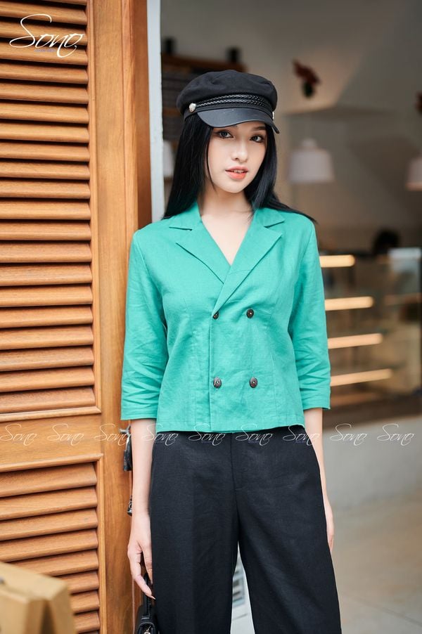 Áo croptop cổ vest tay dài
