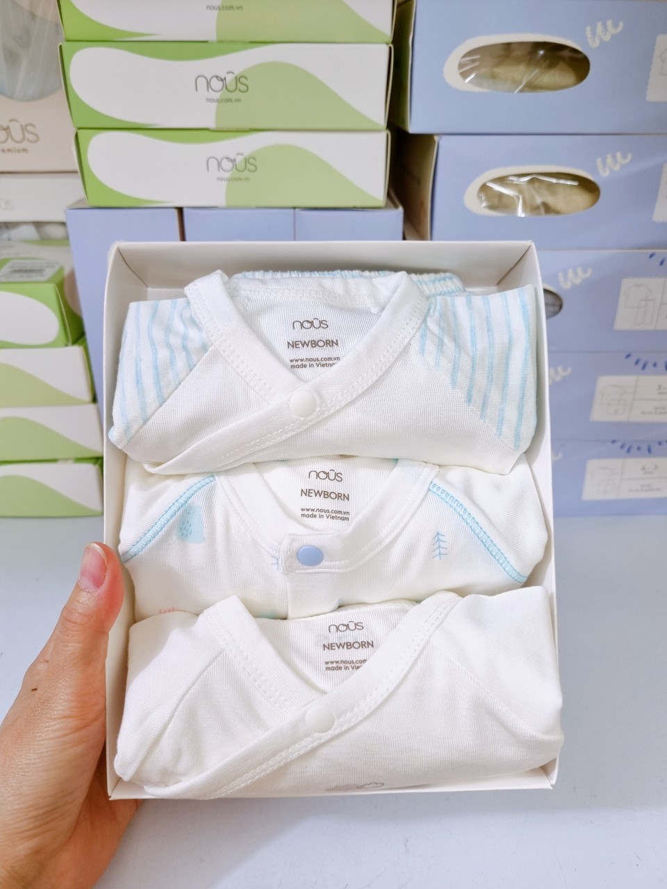 Nous - Bộ cài lệch sơ sinh (Newborn)