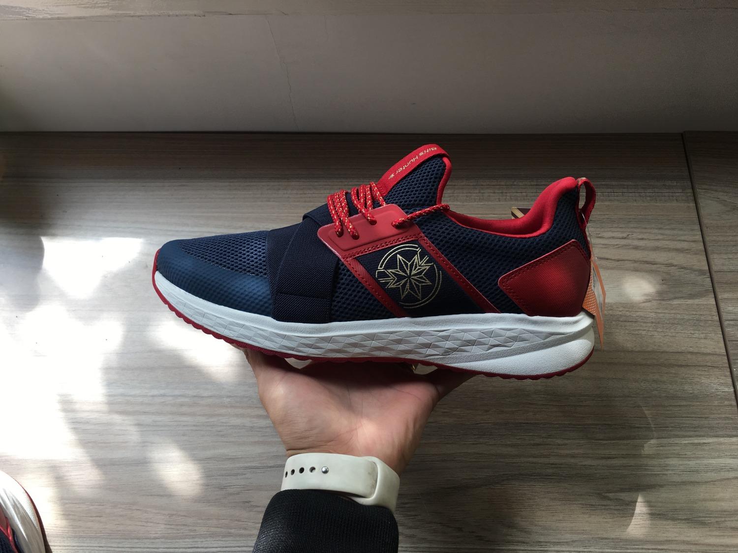 Giày Sneaker Bitis Hunter Marvel Captain - DSMH00911XNH