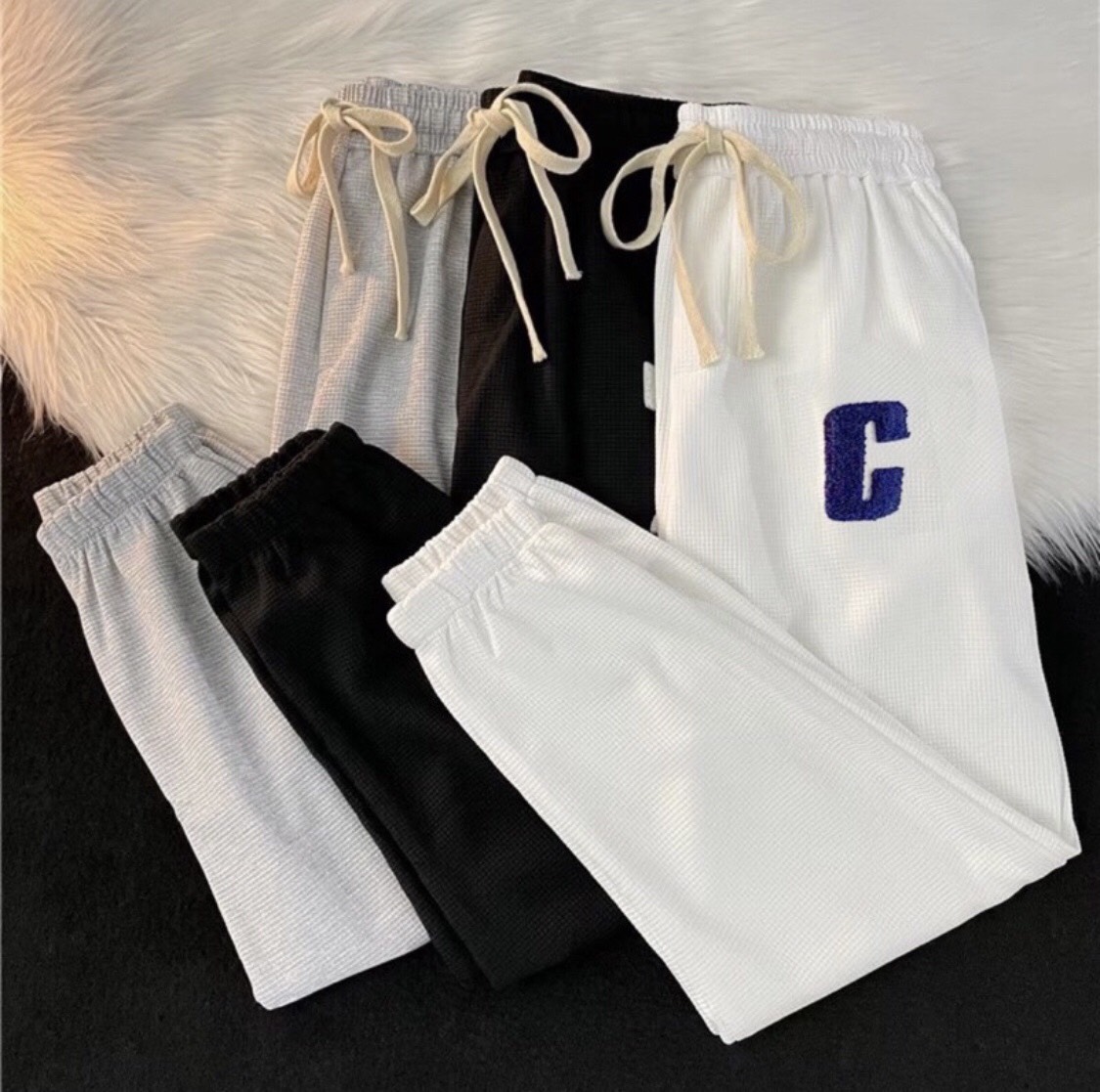 Quần Jogger _ Quần Tổ Ong C Basic Bo Gấu Chất Dày Dặn KT_C004