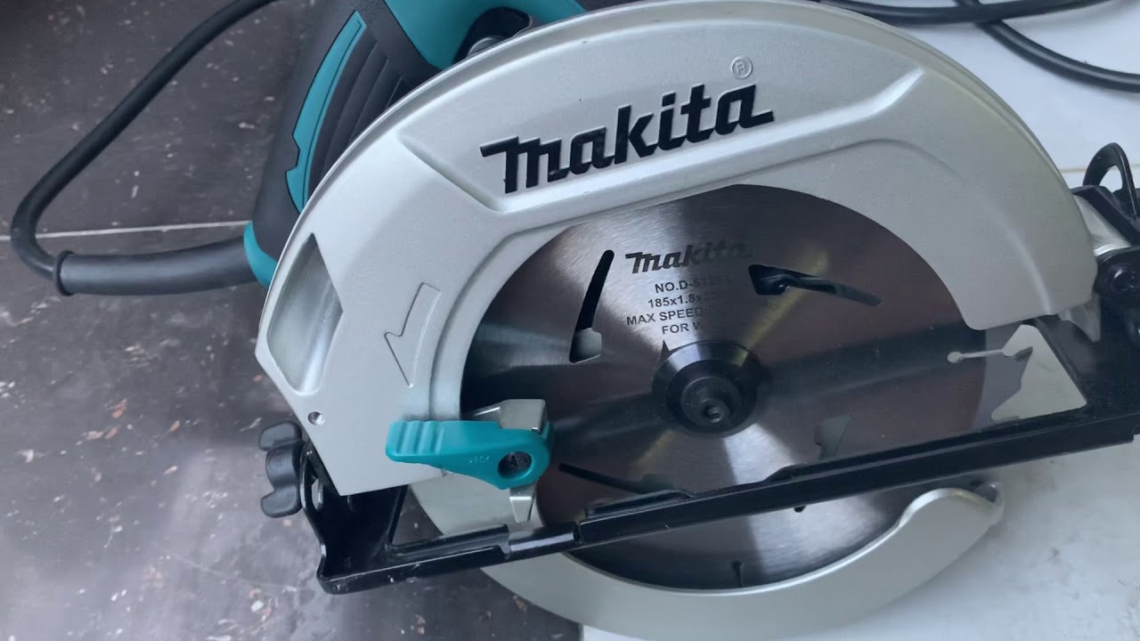 Máy cưa gỗ makita