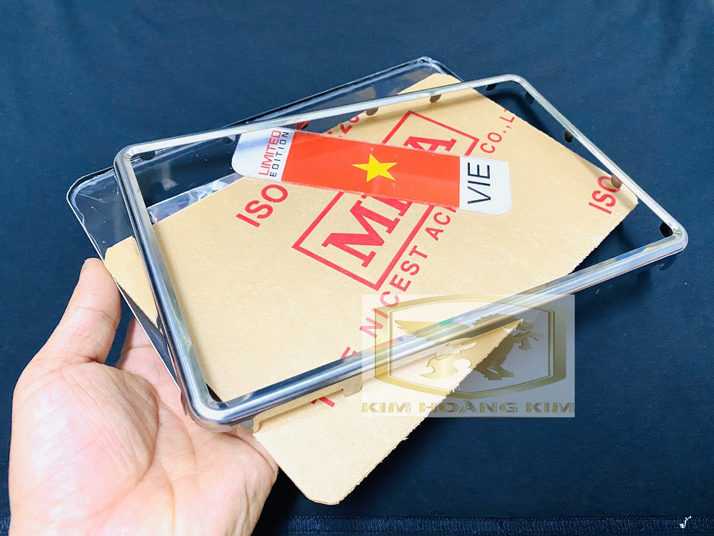 Bộ Ốp biển số xe máy lá cờ Inox (gồm khung +viền + meca + tem lá cờ)