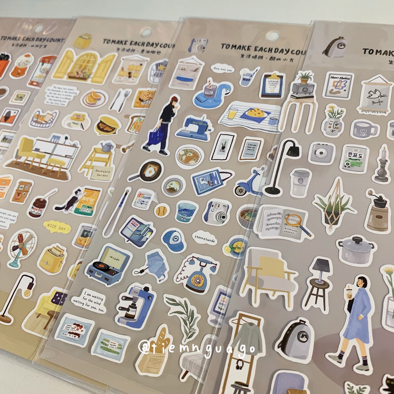 Tấm sticker Make each day count - Tiệm Ngựa Gỗ