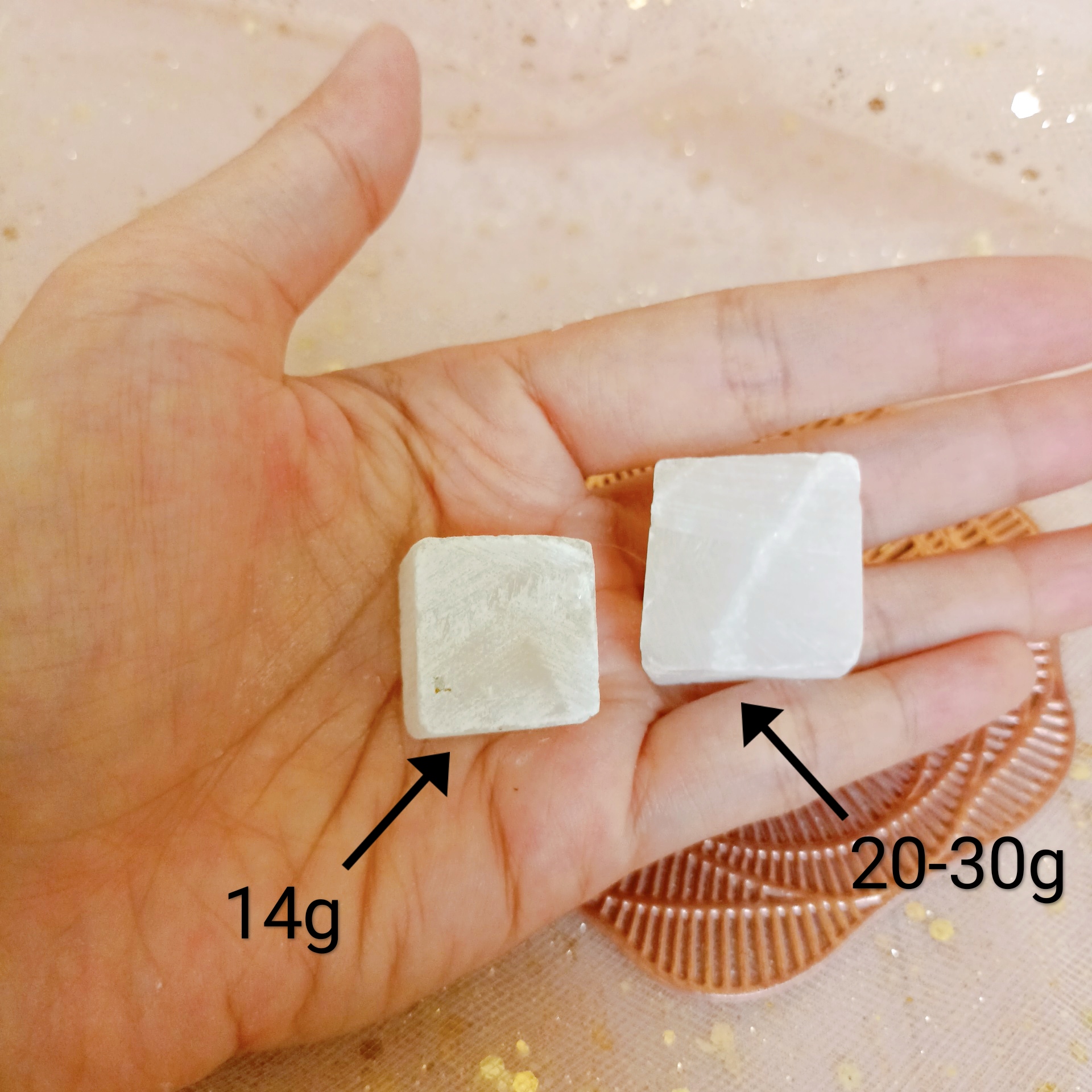Đá Selenite đá thanh tẩy