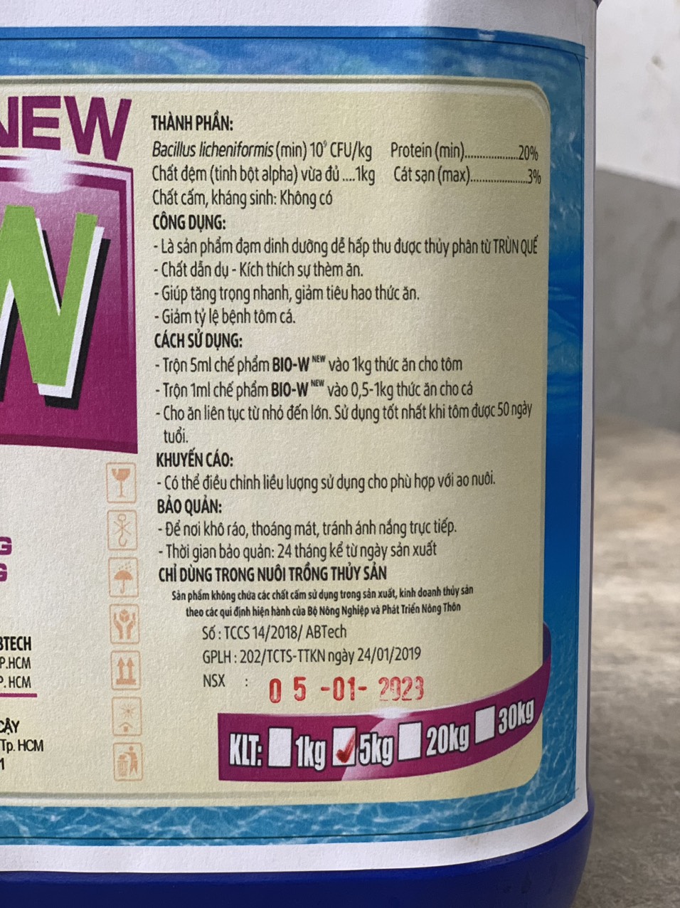 BIO-Wnew - Đạm Dinh Dưỡng Cho Tôm Cá – Đạm Trùn Quế Can 5 lít ((BIO TC2)