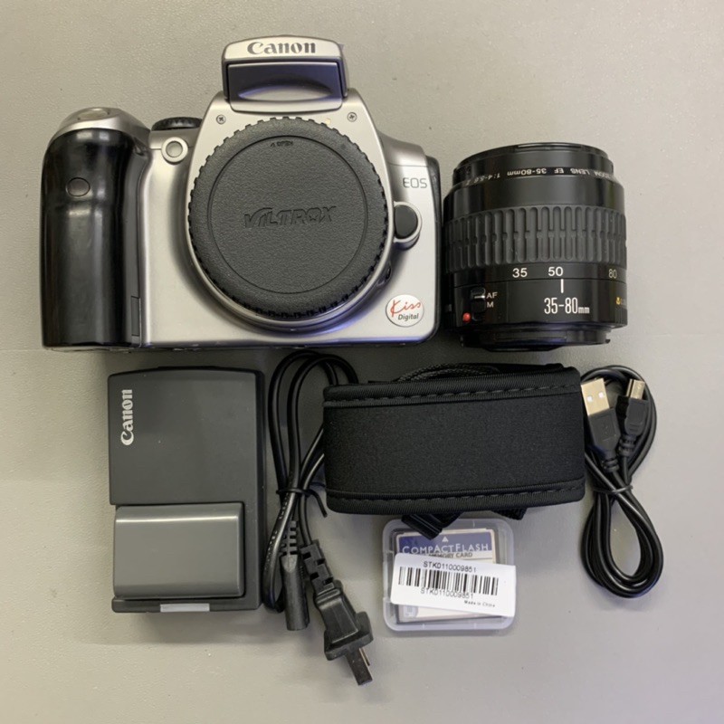 Máy ảnh Canon 300D kèm lens Canon 35-80 úm ngoại hình 90%