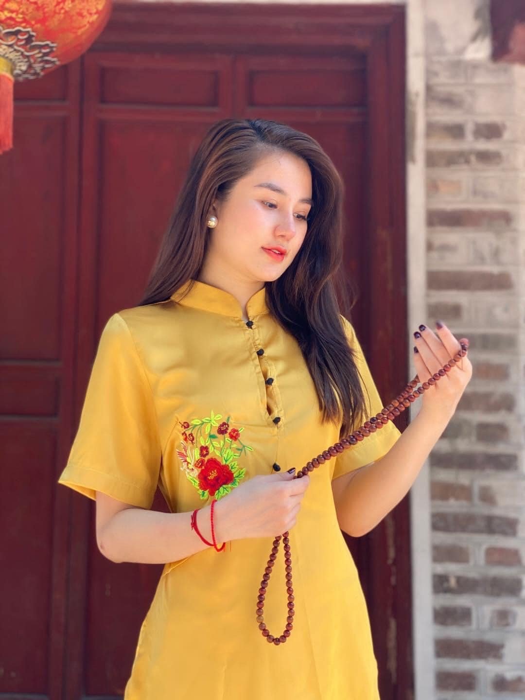 SÉT DỒ LAM DI CHÙA CAO CẤP THÊU HOA NỔI BẬT