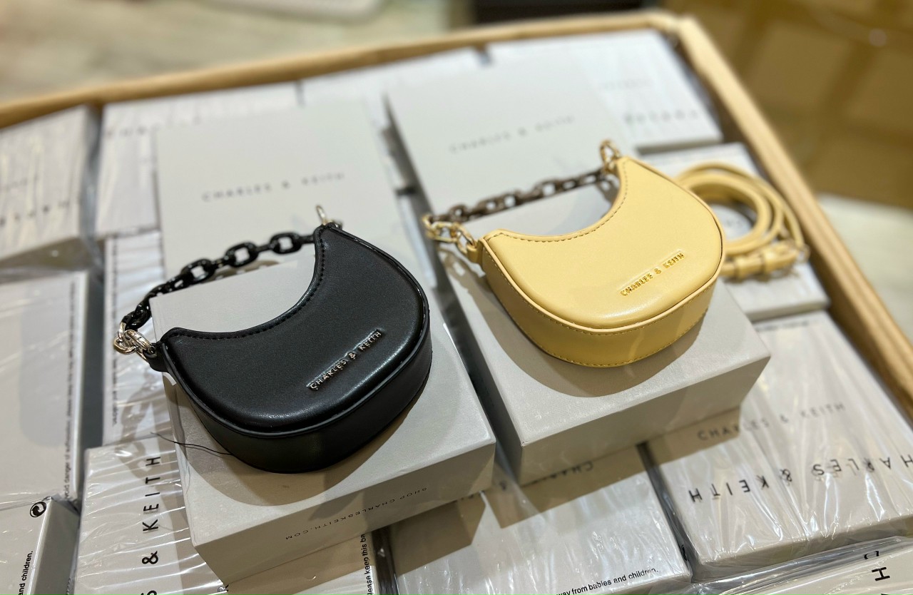 túi đeo chéo nữ Ck6-80701222 full box