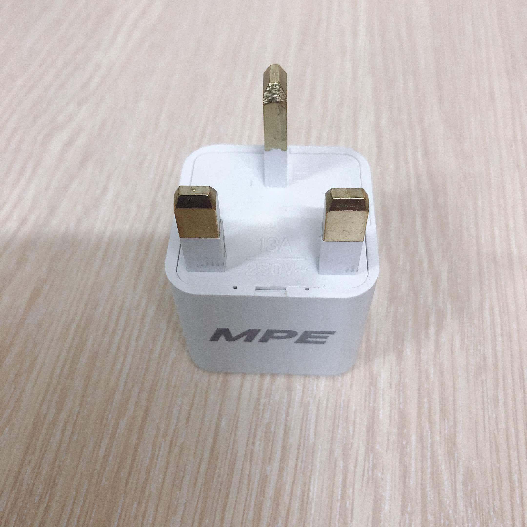[HCM]Ổ cắm du lịch 3 chân kiểu anh