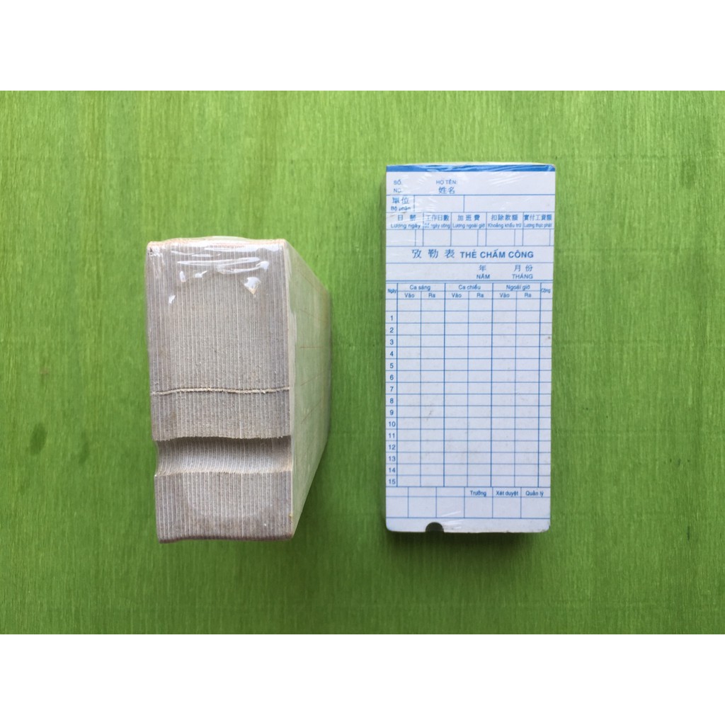 [HCM]Thẻ chấm công hai loại dày(Xấp 50 tờ) và mỏng( xấp 100 tờ)