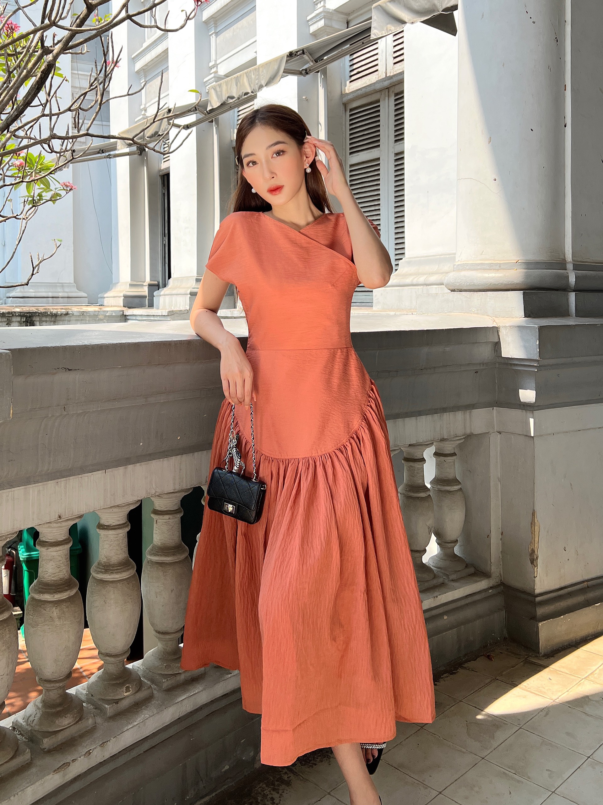 COCO SIN - Đầm Tơ Cam Midi