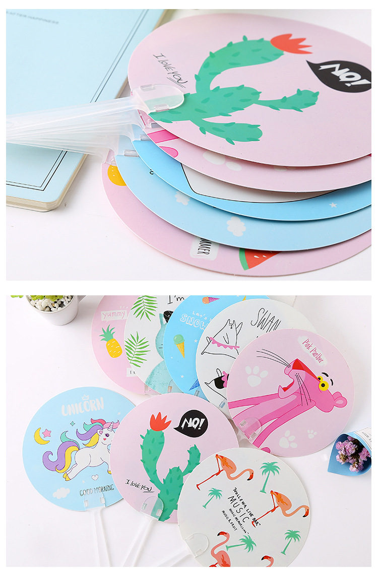 Combo 2 Quạt nhựa cầm tay cute