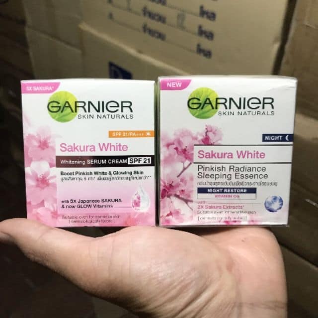 KEM DƯỠNG GARNIER SAKURA THÁI LAN (NGÀY HOẶC ĐÊM)