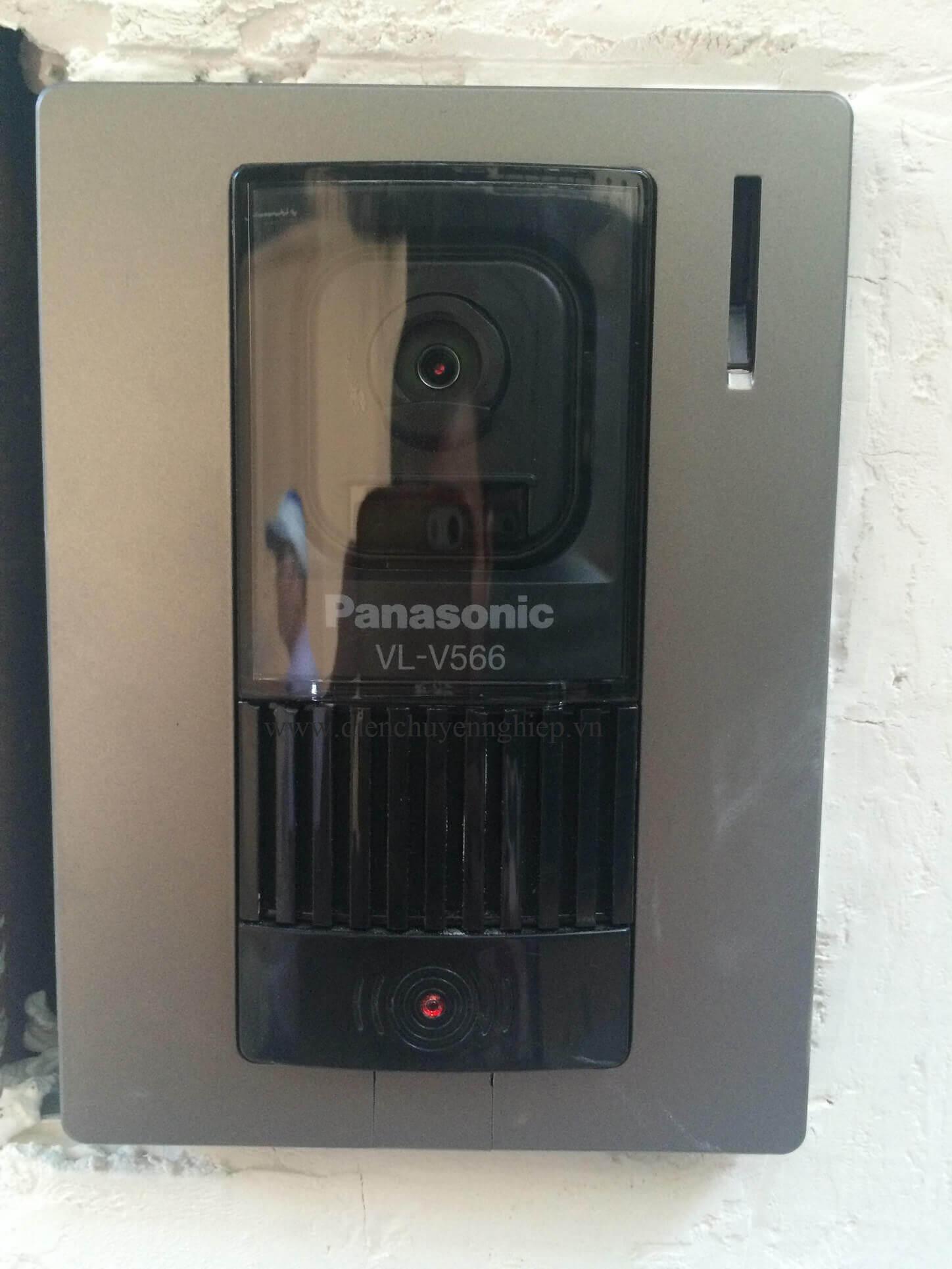 Nút ấn chuông cửa Panasonic VL - V522