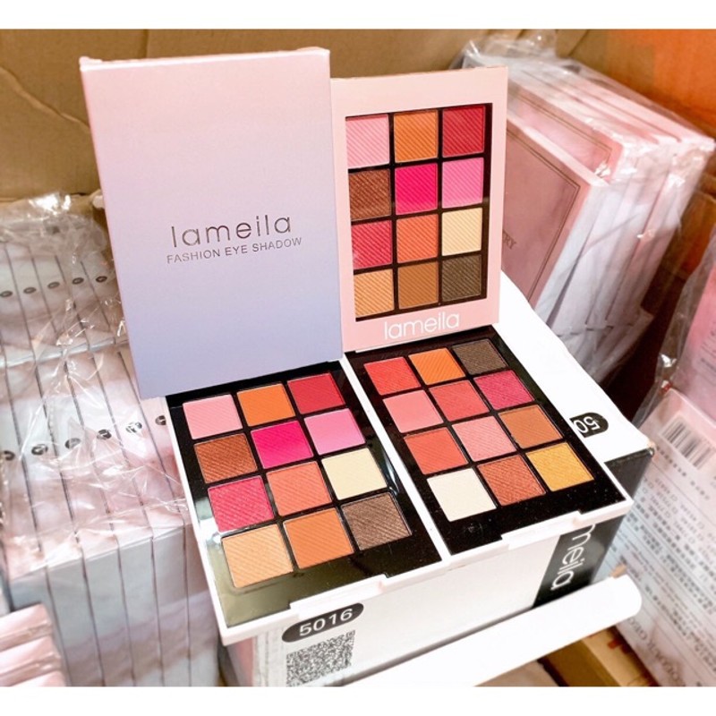[HOT]Bảng màu mắt Color School Lameila Color Focus Charm Eyeshadow có thiết kế bắt mắt với 12 ô màu sắc nổi bật đi kèm là khả năng bám lâu và chống trôi nước (TẶNG MẶT NẠ DƯỠNG DA CAO CẤP KHI MUA 2 SP)