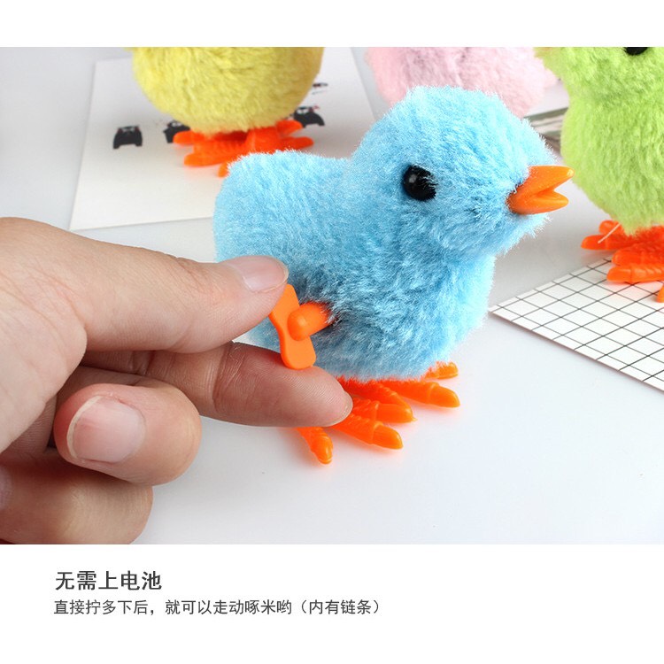 Gà con vặn cót biết chạy cho bé, Gà con chạy cót
