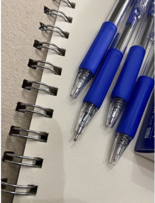 Bút bi Double A TriTouch Ball Pen 0.7mm  - Thái Lan (1 cây)