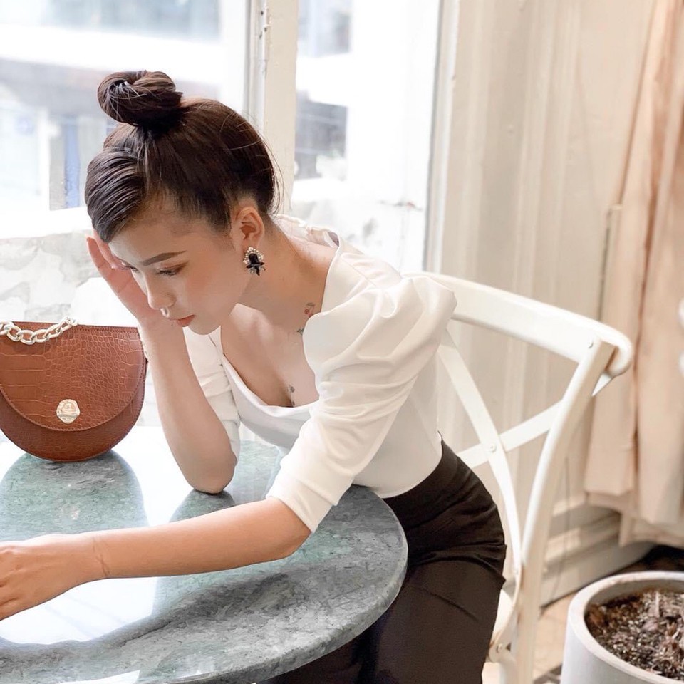 [Ảnh thật] Áo cổ vuông tay phồng thanh lịch