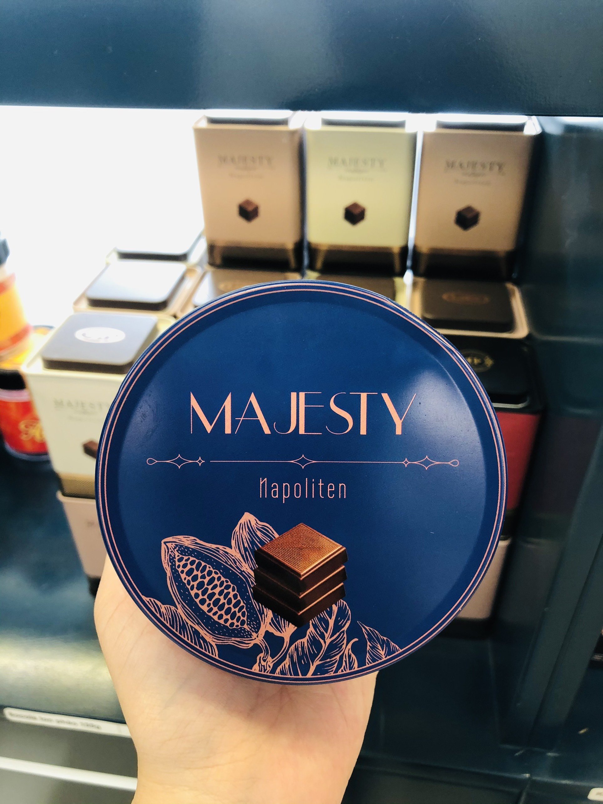 Socola Thổ Nhĩ Kì Majesty hộp sắt 165g