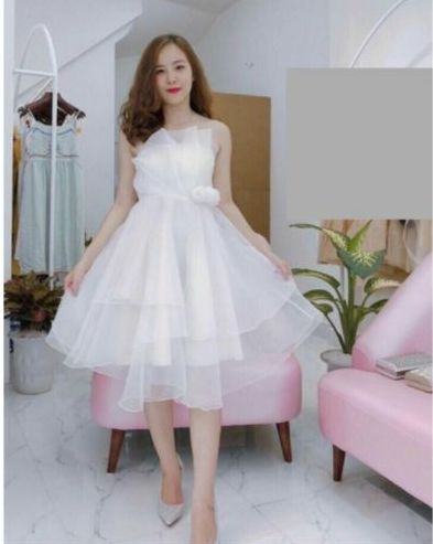 Đầm lưới cúp ngực kết bông