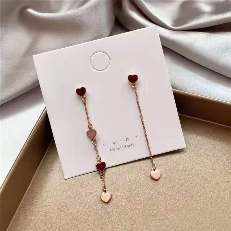 Bông tai dáng dài hình trái tim bất đối xứng