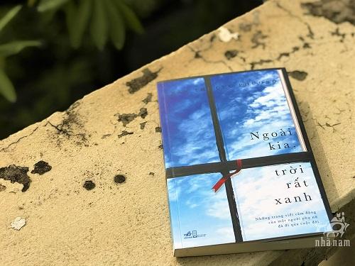 Ngoài Kia, Trời Rất Xanh