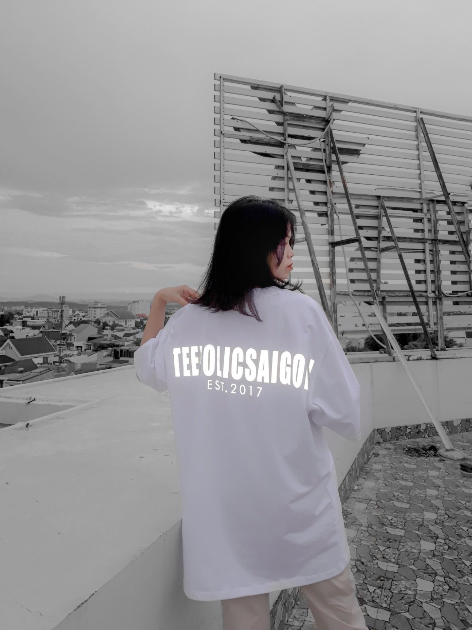 TEEHOLIC - Áo Thun Unisex Phản Quang THS Màu Trắng