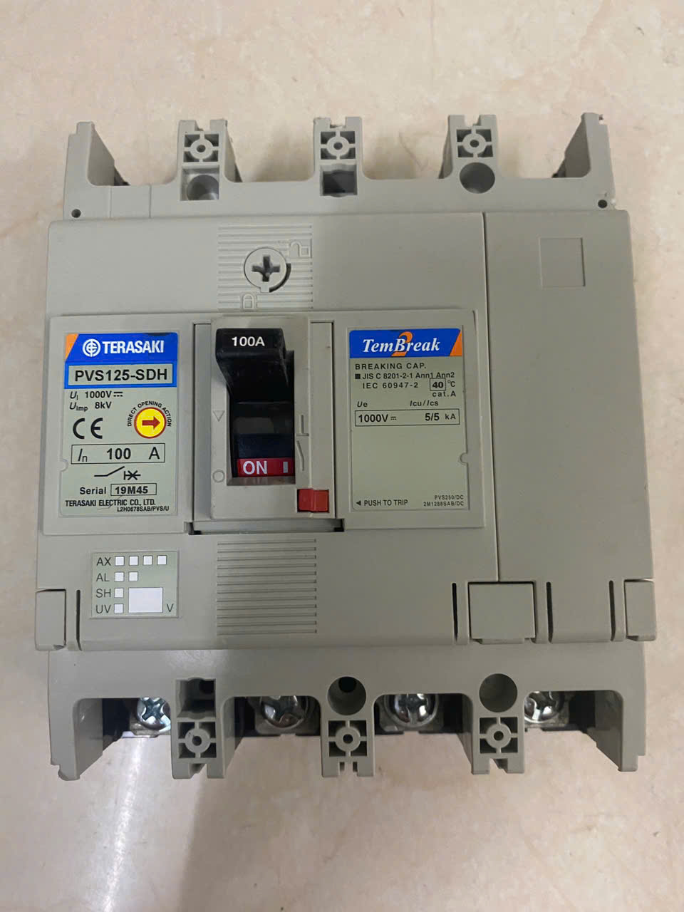 MCCB NHẬT BẢN 4 CỰC 100A 125A 250A APTOMAT NHẬT