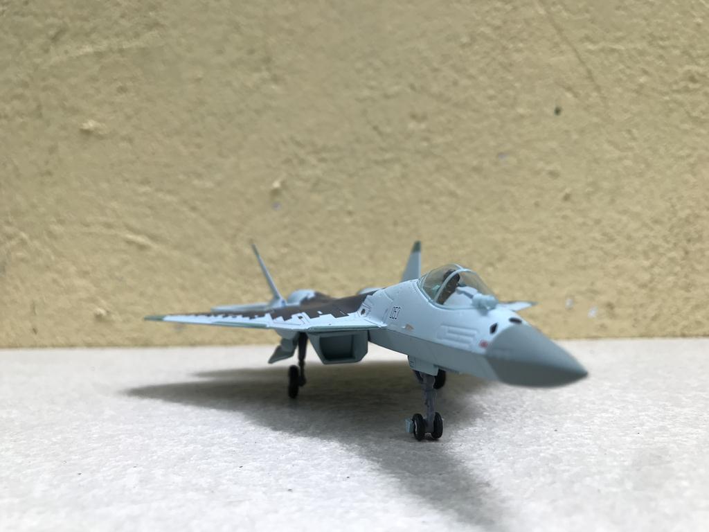 Mô hình Máy bay SU-57E  - 1:100