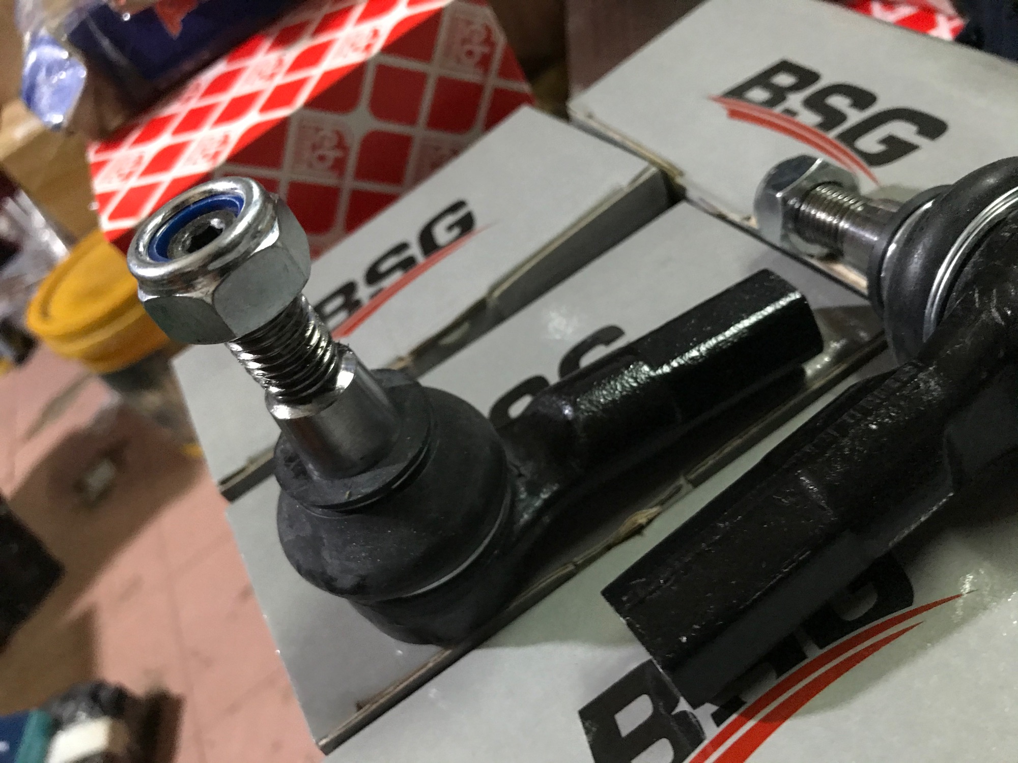 [HCM]Rotuyn lái ngoài Ford Transit BSG