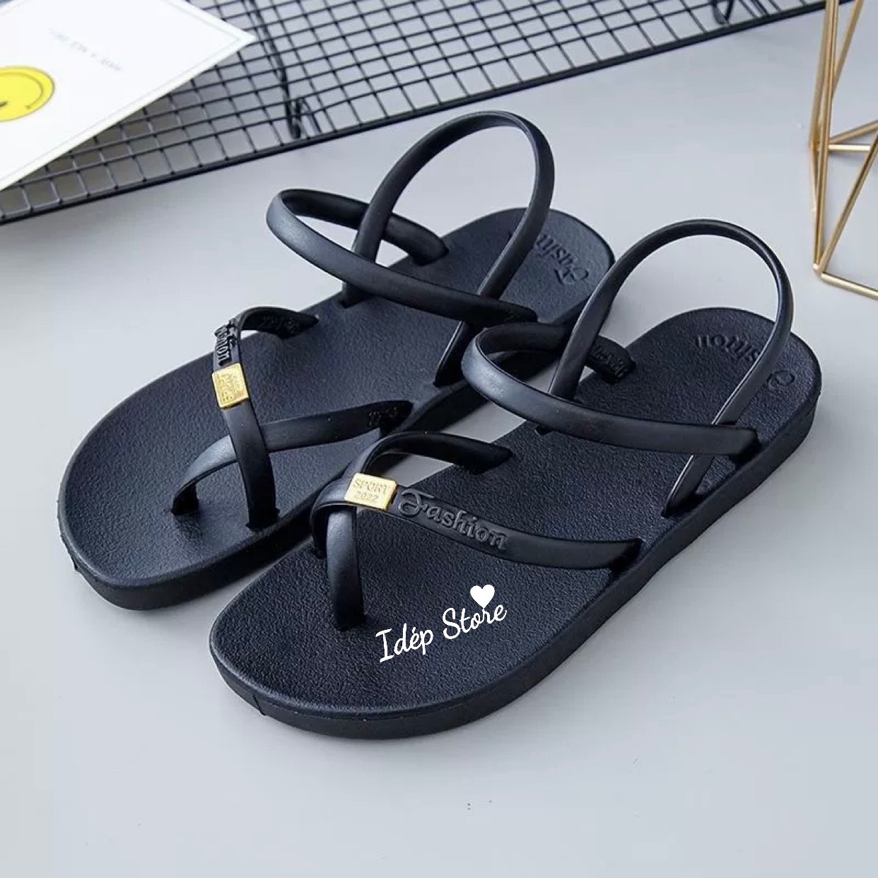 (HCM) Dép sandal nữ quai chéo xỏ ngón BackOut đế cao su đi mưa đi học chống trơn siêu bền GL049