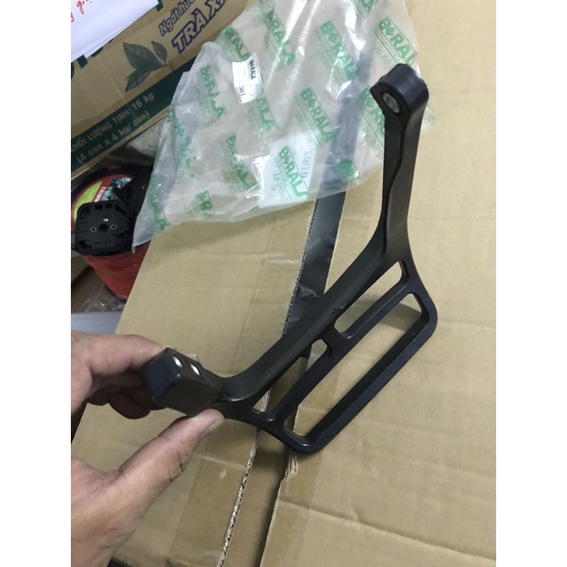 [HCM]Tay thắng máy cưa xích STIHL MS381