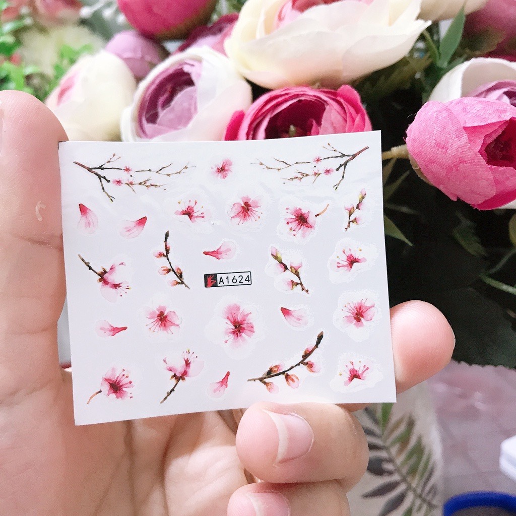 [HCM]Combo 5 Stick dán móng siêu cute 15k/ 5 tấm (Mẫu ngẫu nhiên)