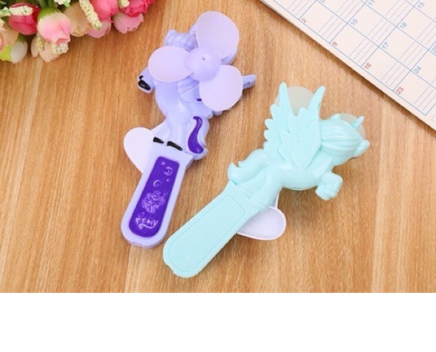 QUẠT CẦM TAY MINI HÌNH THÚ DỄ THƯƠNG