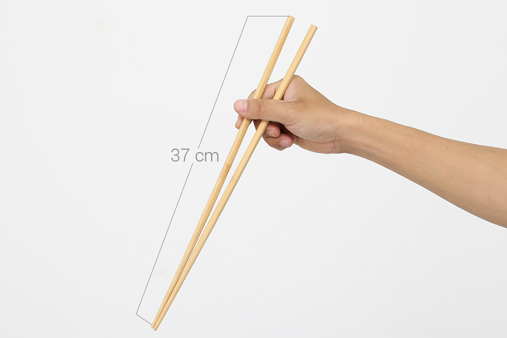 1 đôi đũa gỗ dài dùng để chiên, xào, rán