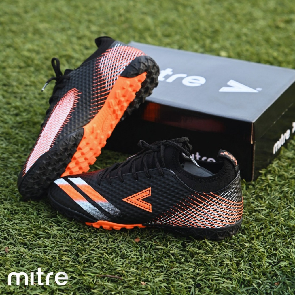 Giày đá bóng mitre 001 cổ thun flyknit ôm chân linh hoạt