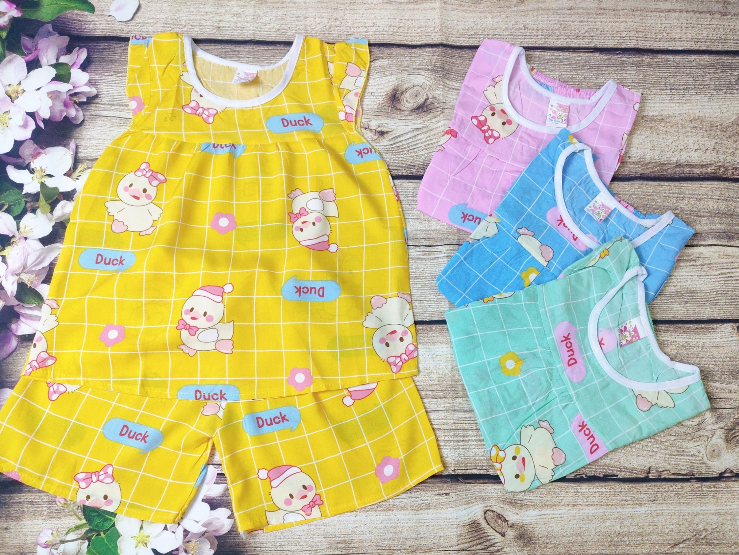Đồ bộ tole cho bé gái từ 14-18kg (giao màu ngẫu nhiên)