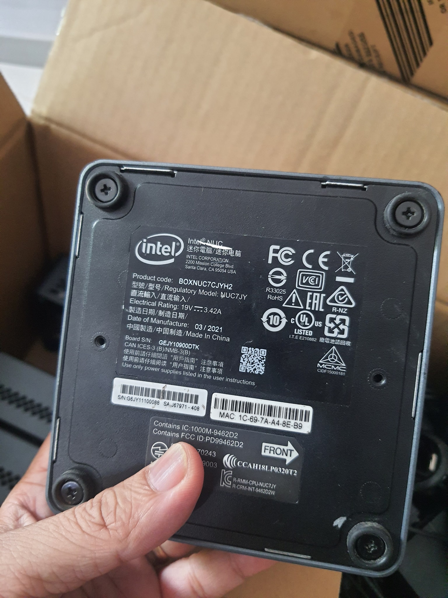 PC Mini Intel NUC 7 J4025 Ram 8g DDR4 , SSD 120G