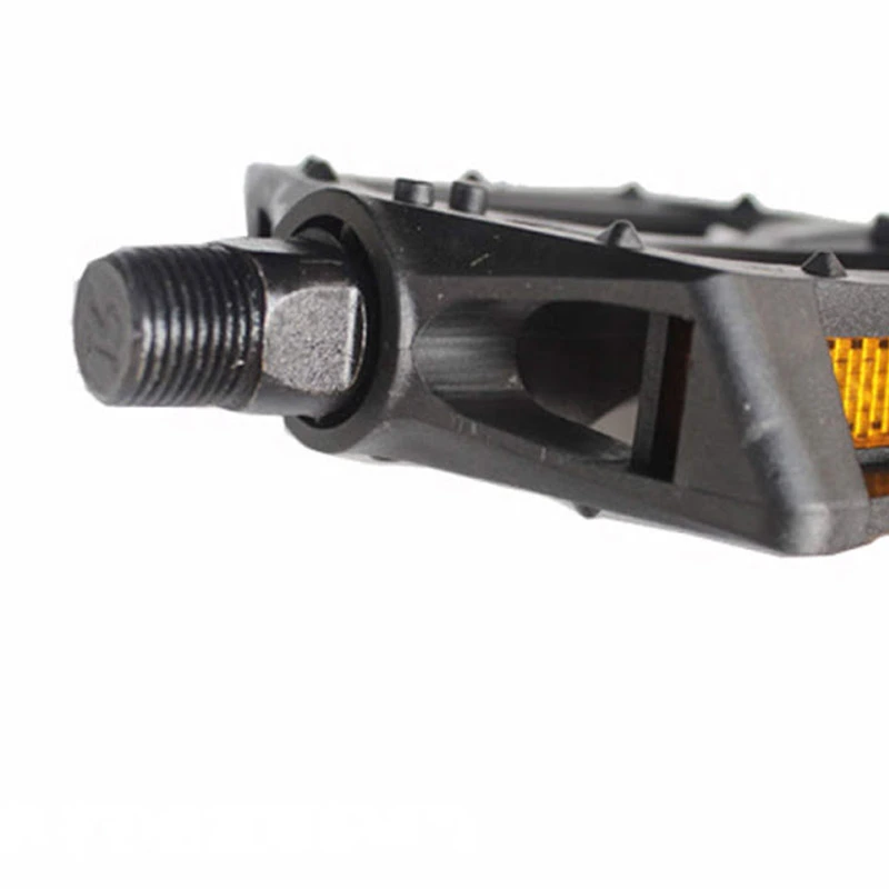 Pedal xe đạp nhựa - đen
