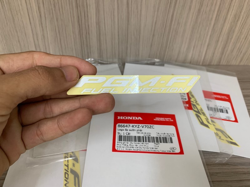 Tem chử PGM-Fi Future 125 (Miếng)