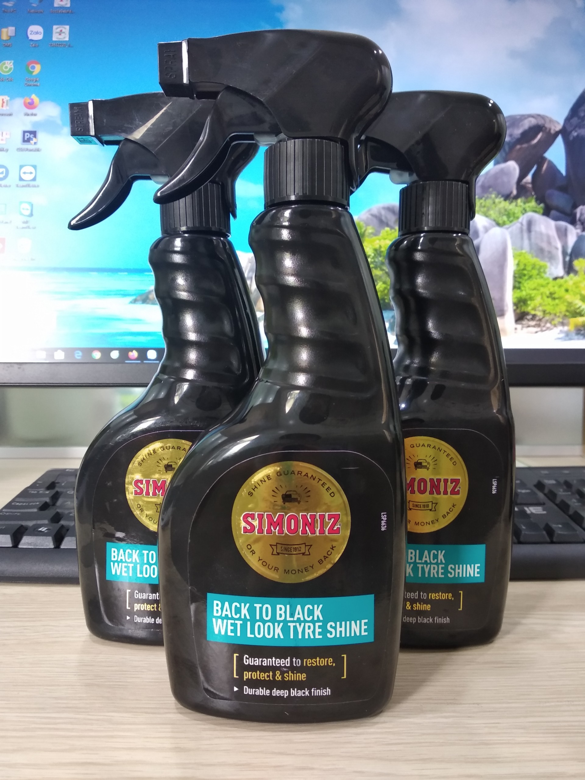 HCM - Xịt bóng vỏ xe - Simoniz