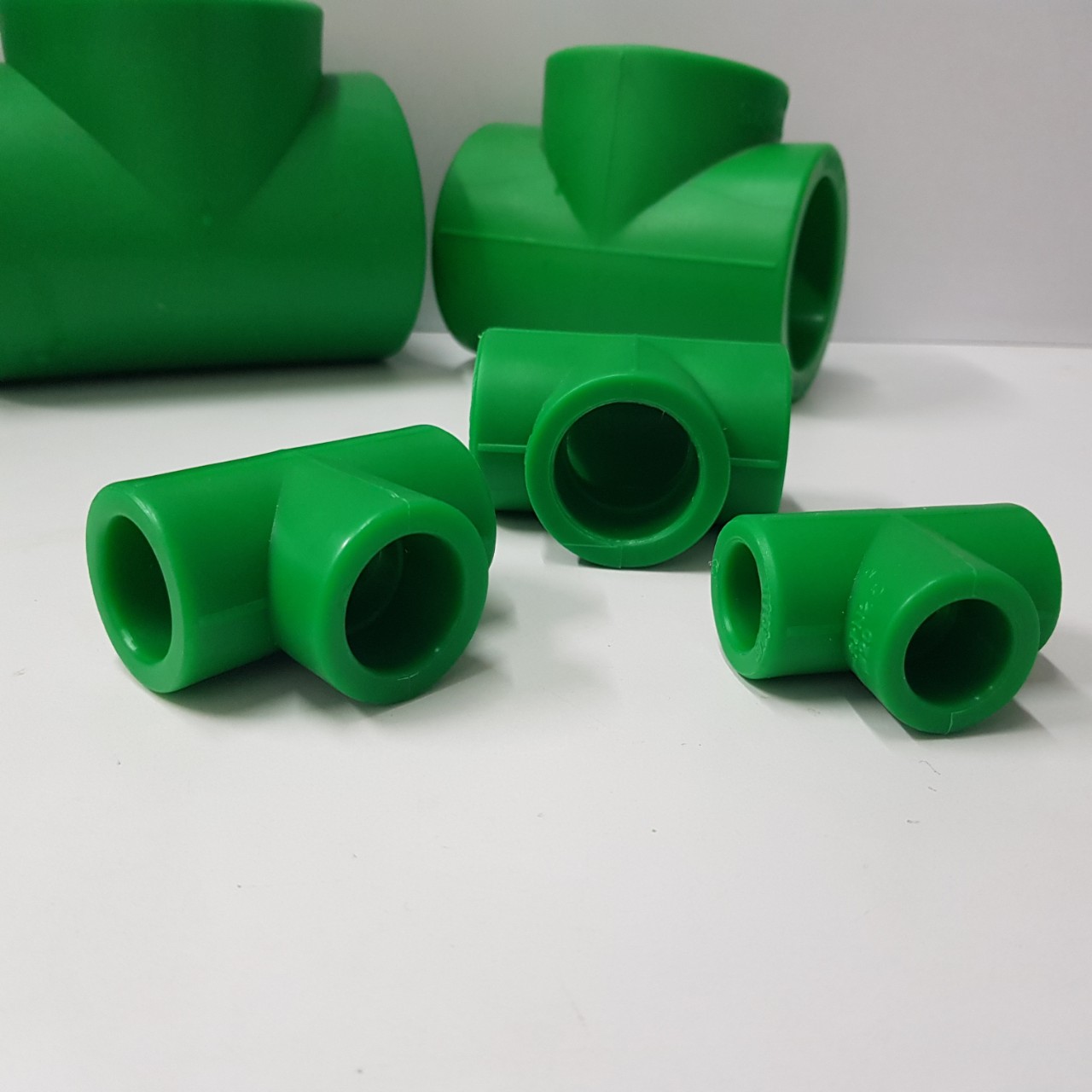 Tê đều 20 PPR Phụ kiện ống nước PPr